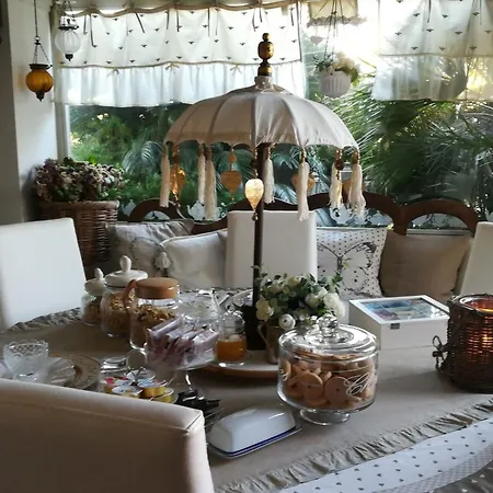 Le Lanterne فندق مبيت وإفطار كاسال بالوكو